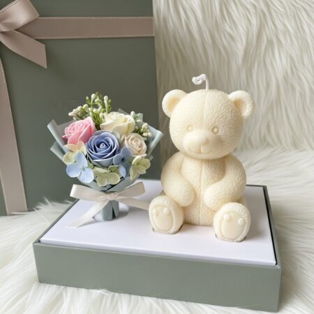 Beautiful Bookey & Teddy candle